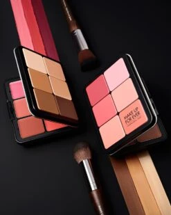 Make Up For Ever HD Skin Face Essentials Palette -Camera Ready Cosmetics Flatlay uhd essentials palette brush