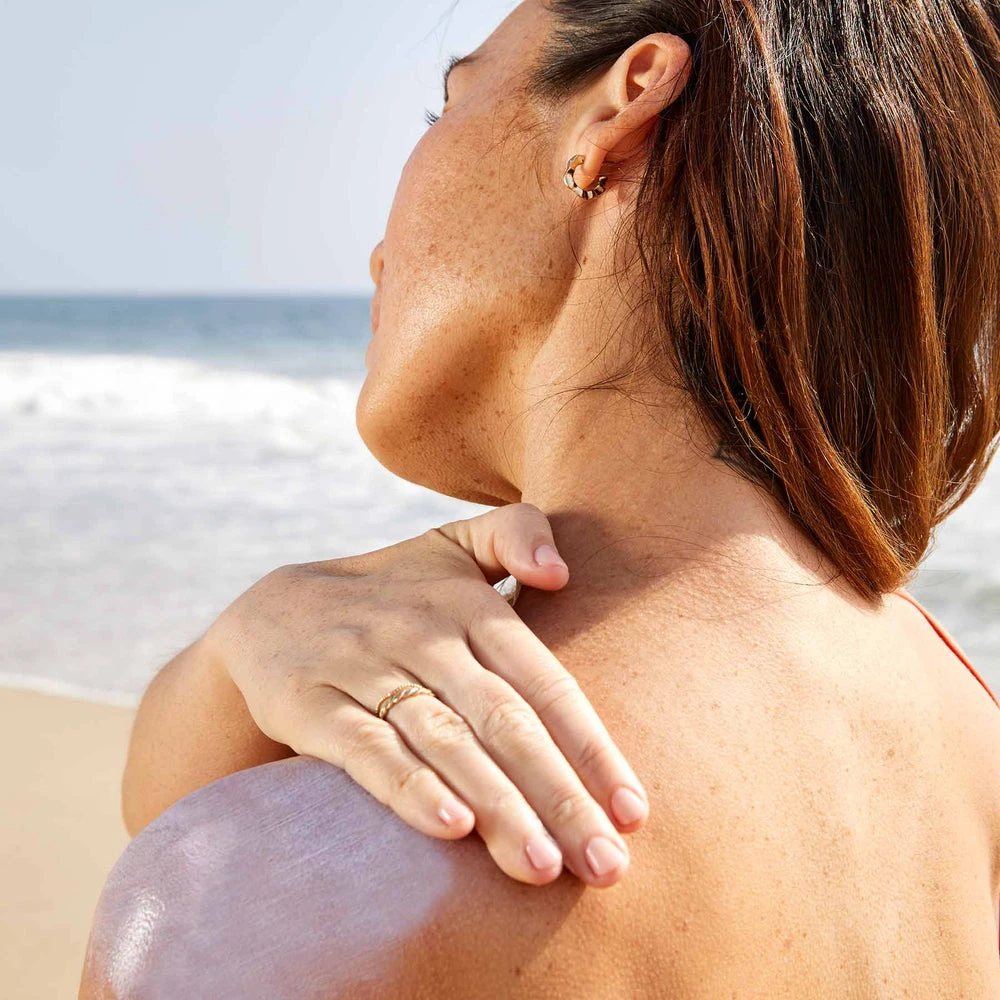 Indie Lee Mineral Sunscreen SPF 30 3 Indie Lee Mineral Sunscreen SPF 30 - Image 3