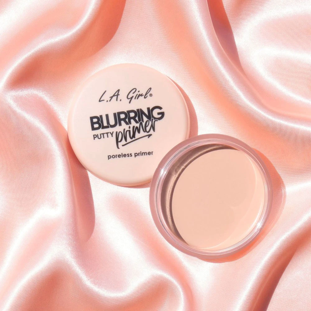 L.A. Girl Blurring Putty Primer 3 L.A. Girl Blurring Putty Primer - Image 3