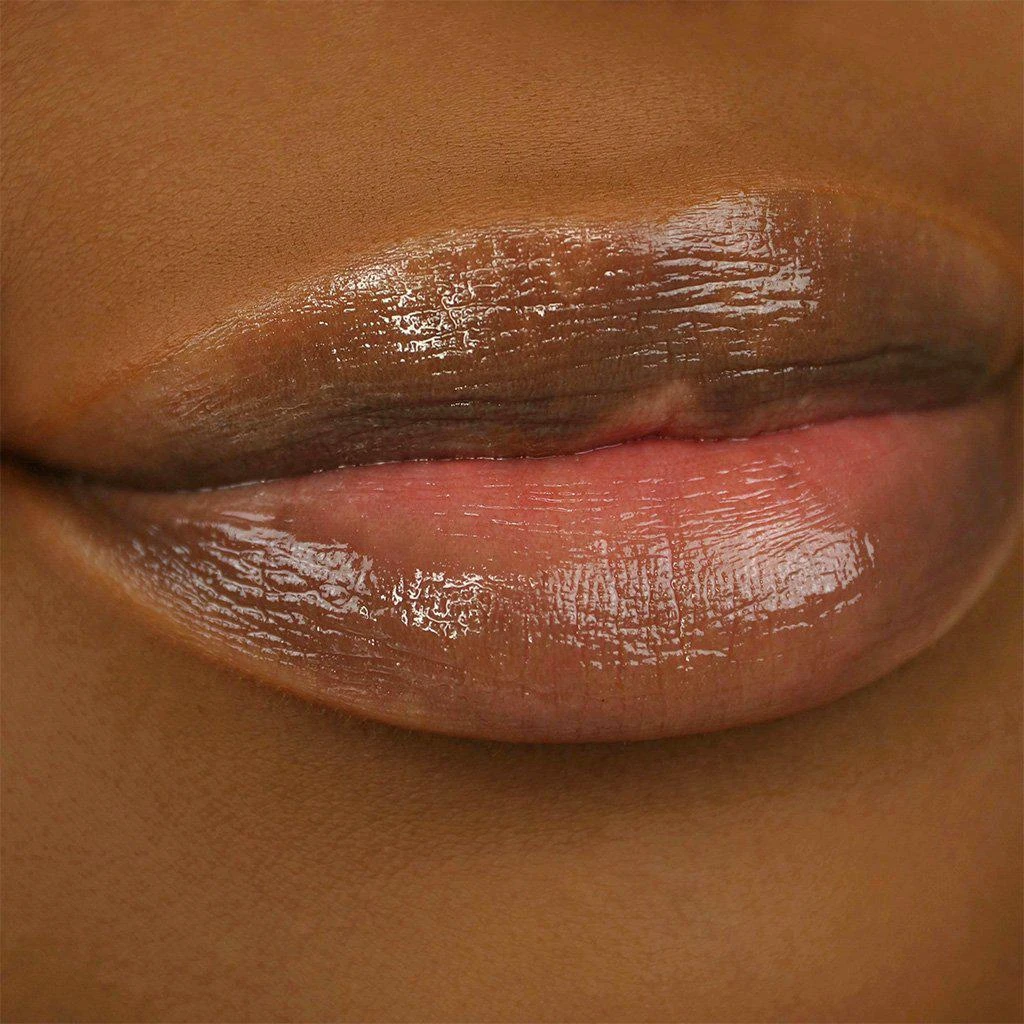 Jouer Essential Hydrating Lip Oil 4 Jouer Essential Hydrating Lip Oil - Image 4