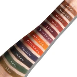 Viseart Petites Mattes Dark Eyeshadow Palette 8 Viseart Petites Mattes Dark Eyeshadow Palette -Camera Ready Cosmetics PetitesMattes Swatches Dark Light 2.11.223 1024x1024 2x 467428f1 2e4e 427a b129 6d01be0b4299