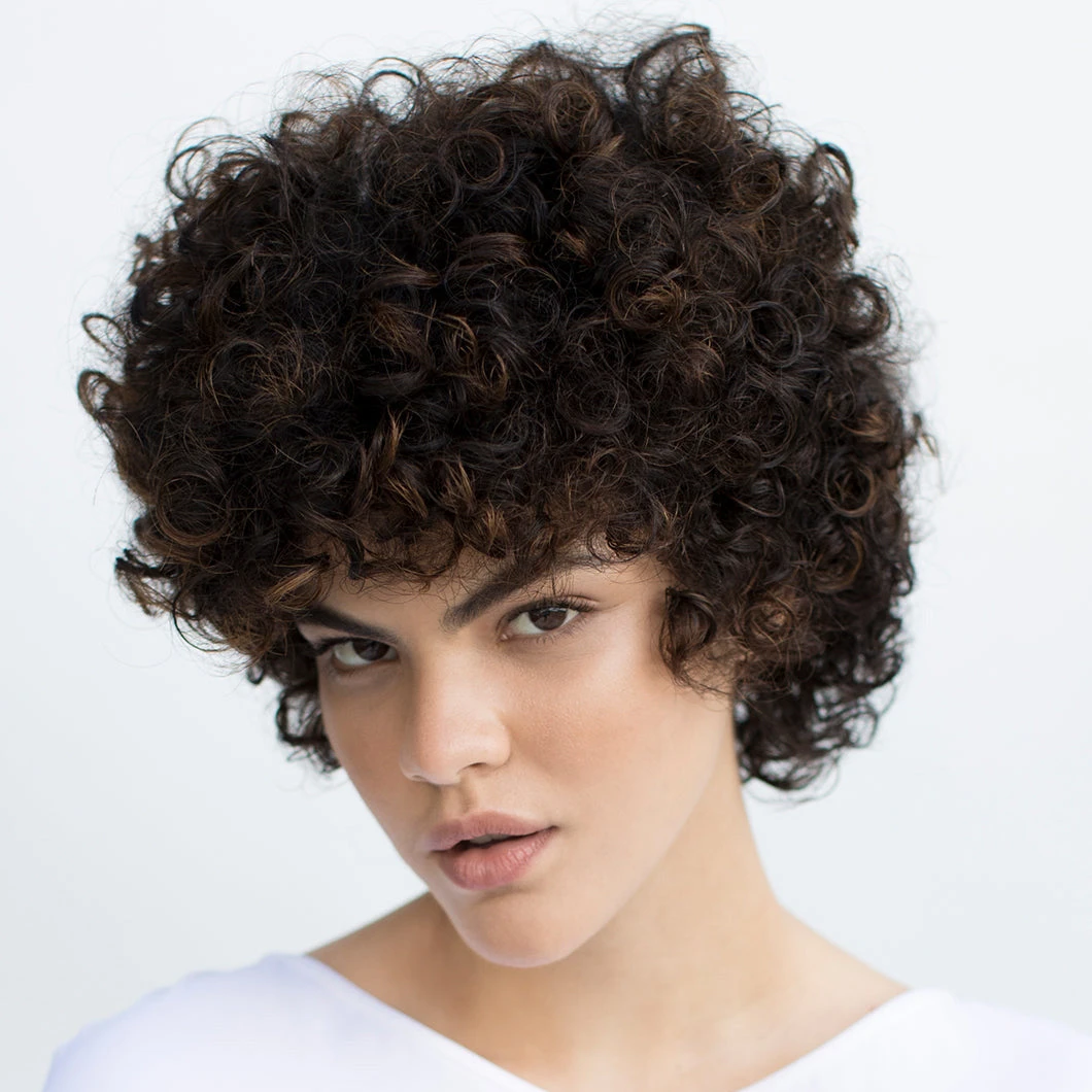 R+Co Lost Treasure Acid Wash Apple Cider Vinegar Cleansing Rinse 3 R+Co Lost Treasure Acid Wash Apple Cider Vinegar Cleansing Rinse - Image 3