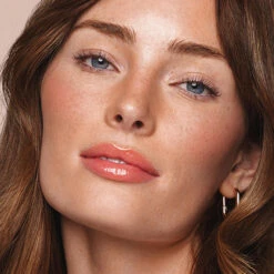 Jouer Tinted Hydrating Lip Oil -Camera Ready Cosmetics THLO Esprit 3