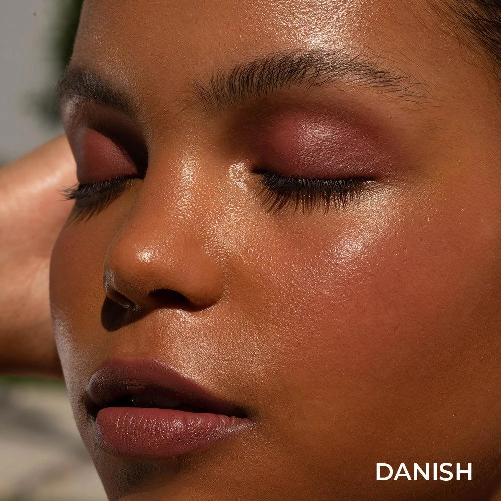 Jason Wu Beauty Hot Fluff Lipstick 15 Jason Wu Beauty Hot Fluff Lipstick - Image 15